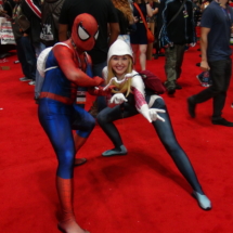 NYCC 2016: Spiderman and Spider Gwen